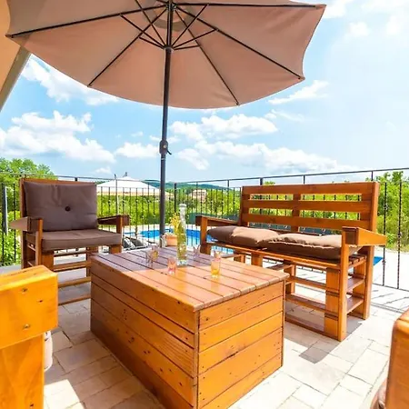 Villa Emini By Istrialux *